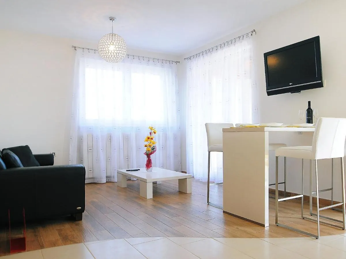 Villa Lucija By Interhome Raša