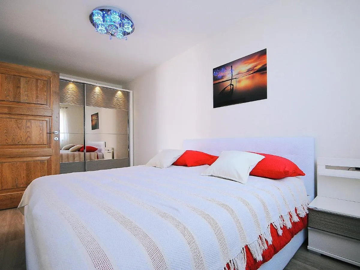 Villa Lucija By Interhome Raša