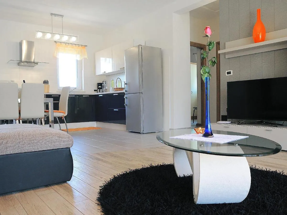 Villa Lucija By Interhome Raša